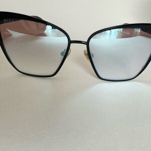 Diff Becky reflective sunglasses